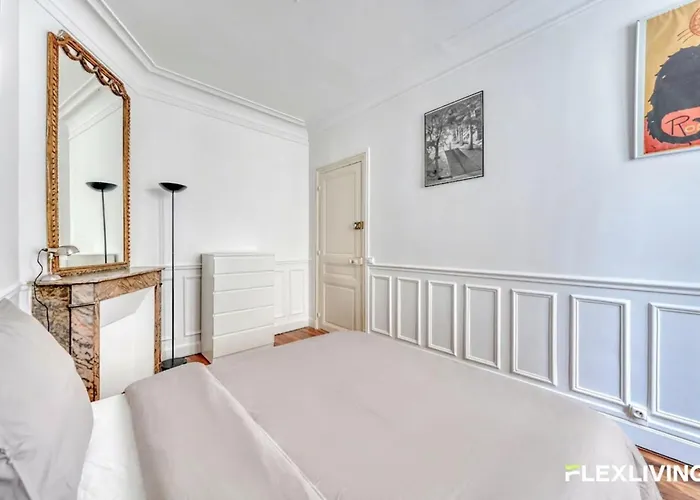 Lägenhet 2 Bedrooms Experience In Charm & Elegance *