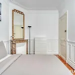 2 Bedrooms Experience In Charm & Elegance Lejlighed Paris