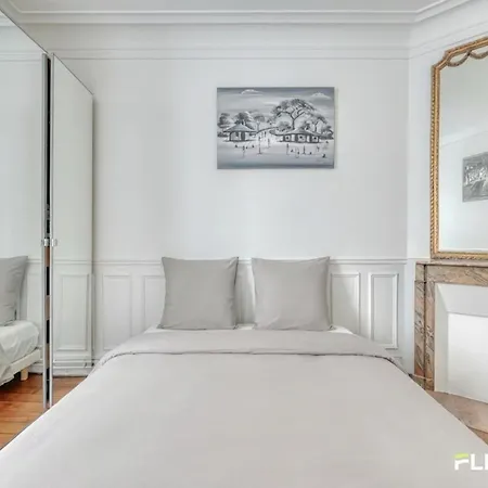 2 Bedrooms Experience In Charm & Elegance Lejlighed