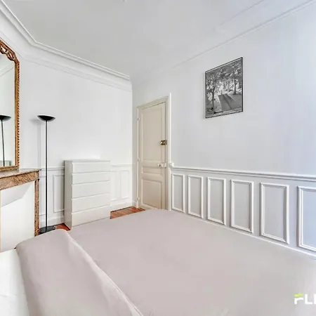 アパート 2 Bedrooms Experience In Charm & Elegance *
