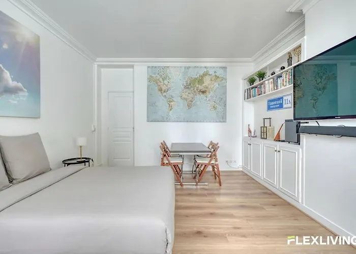 2 Bedrooms Experience In Charm & Elegance