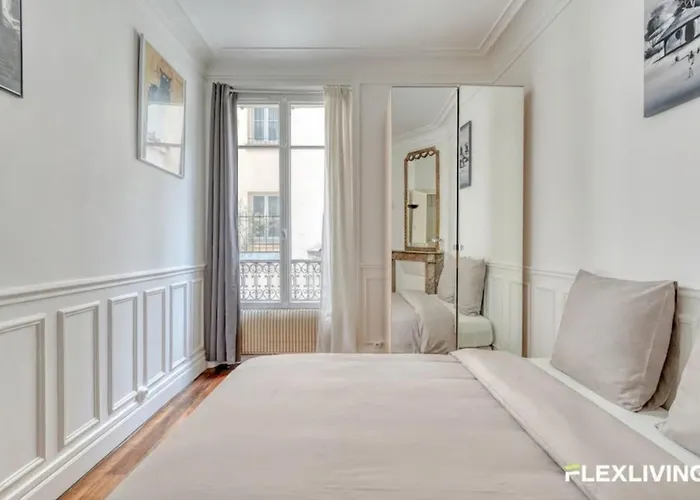 2 Bedrooms Experience In Charm&elegance Appartement